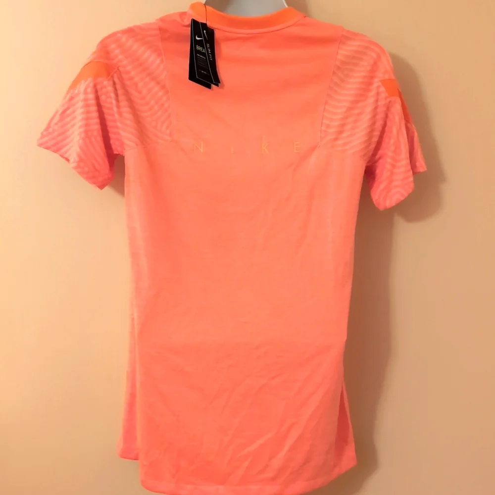 NWT Nike Dri Fit Men's Shirt